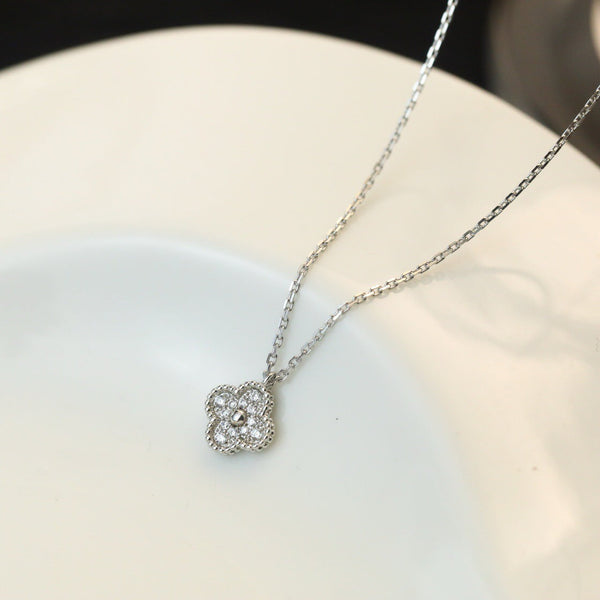 [vexcal.com]CLOVER MINI 9.5MM PENDANT DIAMOND NECKLACE